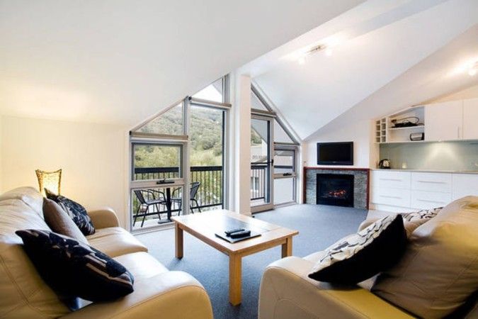 Apartment 2 bedrooms, with fireplace