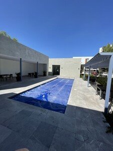 Casa 2 habitaciones, con piscina