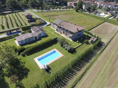 Bed and breakfast 3 camere, con idromassaggio