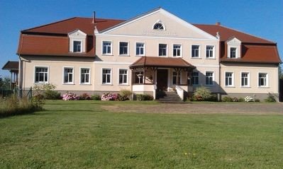 Wohnung 2 Schlafzimmer, mit Garten