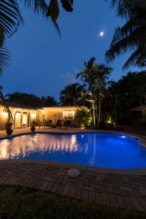 House 4 bedrooms, with pool