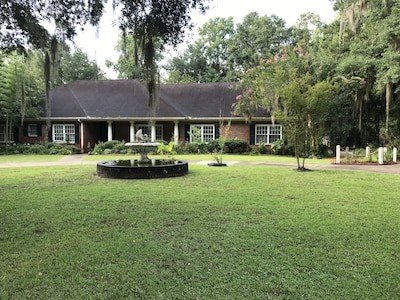 House 4 bedrooms, with garden