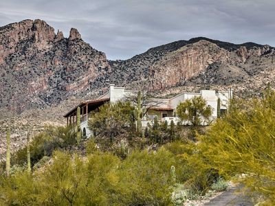 House 4 bedrooms, with pool