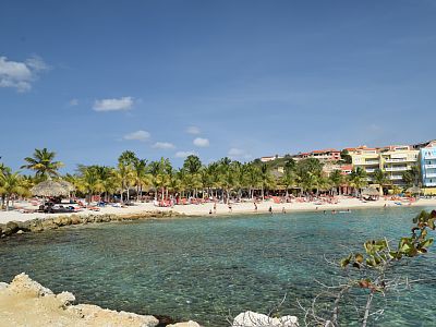 House 3 bedrooms, with pool