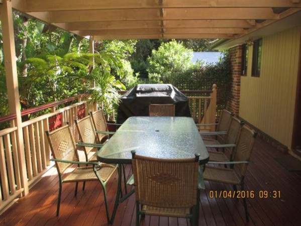 House 3 bedrooms, with garden