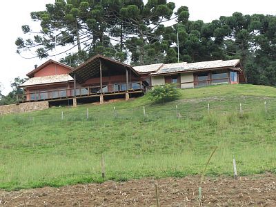 Casa 4 quartos, com jacuzzi