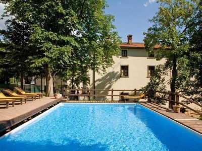 Bed and breakfast 13 camere, con piscina