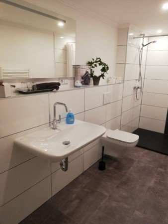 Wohnung 2 Schlafzimmer, mit Garten