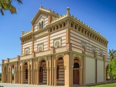 Castillo 20 habitaciones, con piscina
