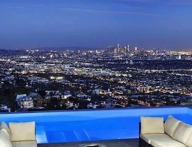 Villa 4 Schlafzimmer, mit Pool