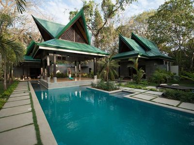 Villa 7 bedrooms, with pool