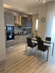 Wohnung 3 Schlafzimmer, mit Fitnessstudio