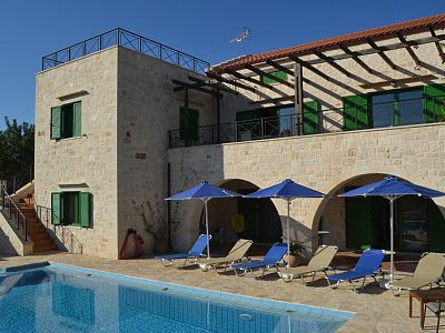 Villa 6 Schlafzimmer, mit Pool