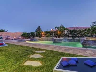 House 6 bedrooms, with pool