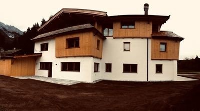 Wohnung 2 Schlafzimmer, mit Garten