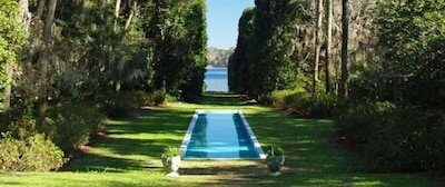 Bed and breakfast 2 bedrooms, with pool