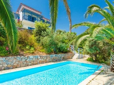 Villa 3 bedrooms, with pool