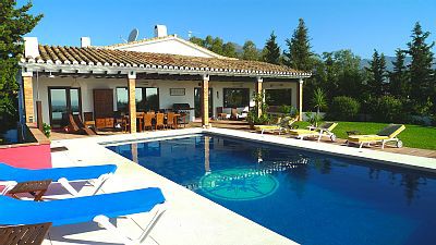 Villa 4 bedrooms, with pool