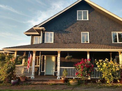 House 3 bedrooms, with garden