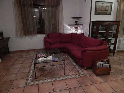 Casa 2 camere, con giardino