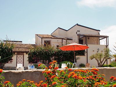 Villa 3 camere, con piscina