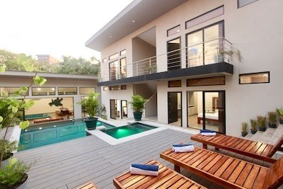 Villa 4 Schlafzimmer, mit Pool