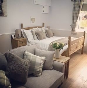 Bed and breakfast 1 bedroom, with garden