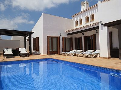 Villa 3 Schlafzimmer, mit Pool