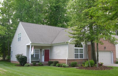 House 4 bedrooms, with pool