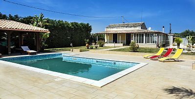 Casa 2 camere, con piscina