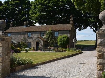 Bed and breakfast 5 bedrooms, with pool