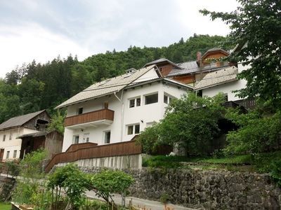 Wohnung 2 Schlafzimmer, mit Garten