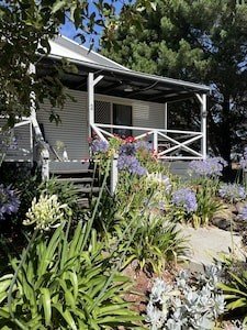 Bed and breakfast 1 bedroom, with pool