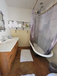 House 1 bedroom, with jacuzzi