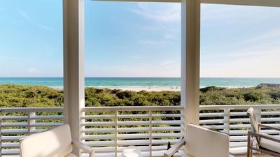 House 4 bedrooms, with pool