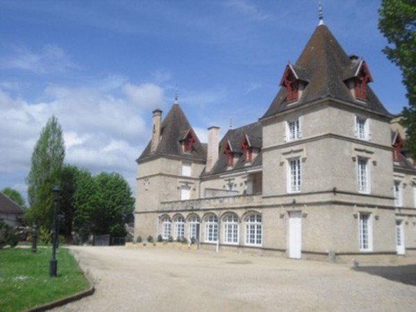 Château 5 chambres, avec piscine