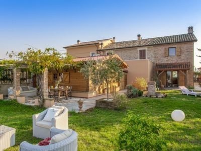 Appartamento 3 camere, con giardino