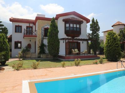 Villa 4 chambres, avec piscine