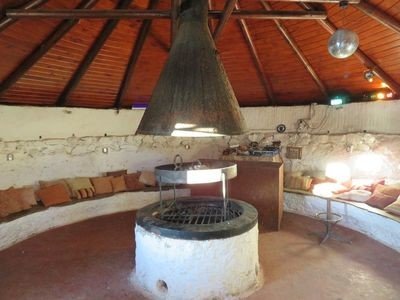 House 3 bedrooms, with pool