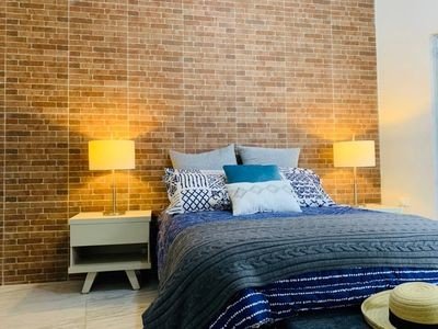 Casa 2 habitaciones, con jardín