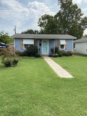 House 2 bedrooms, with garden