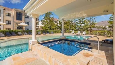 House 2 bedrooms, with pool