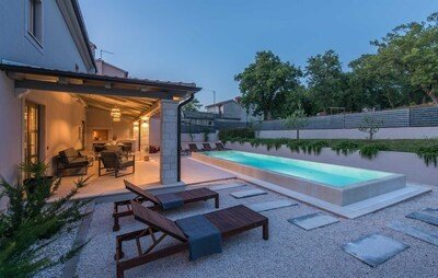 Villa 4 Schlafzimmer, mit Pool