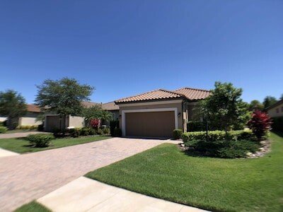 House 3 bedrooms, with jacuzzi