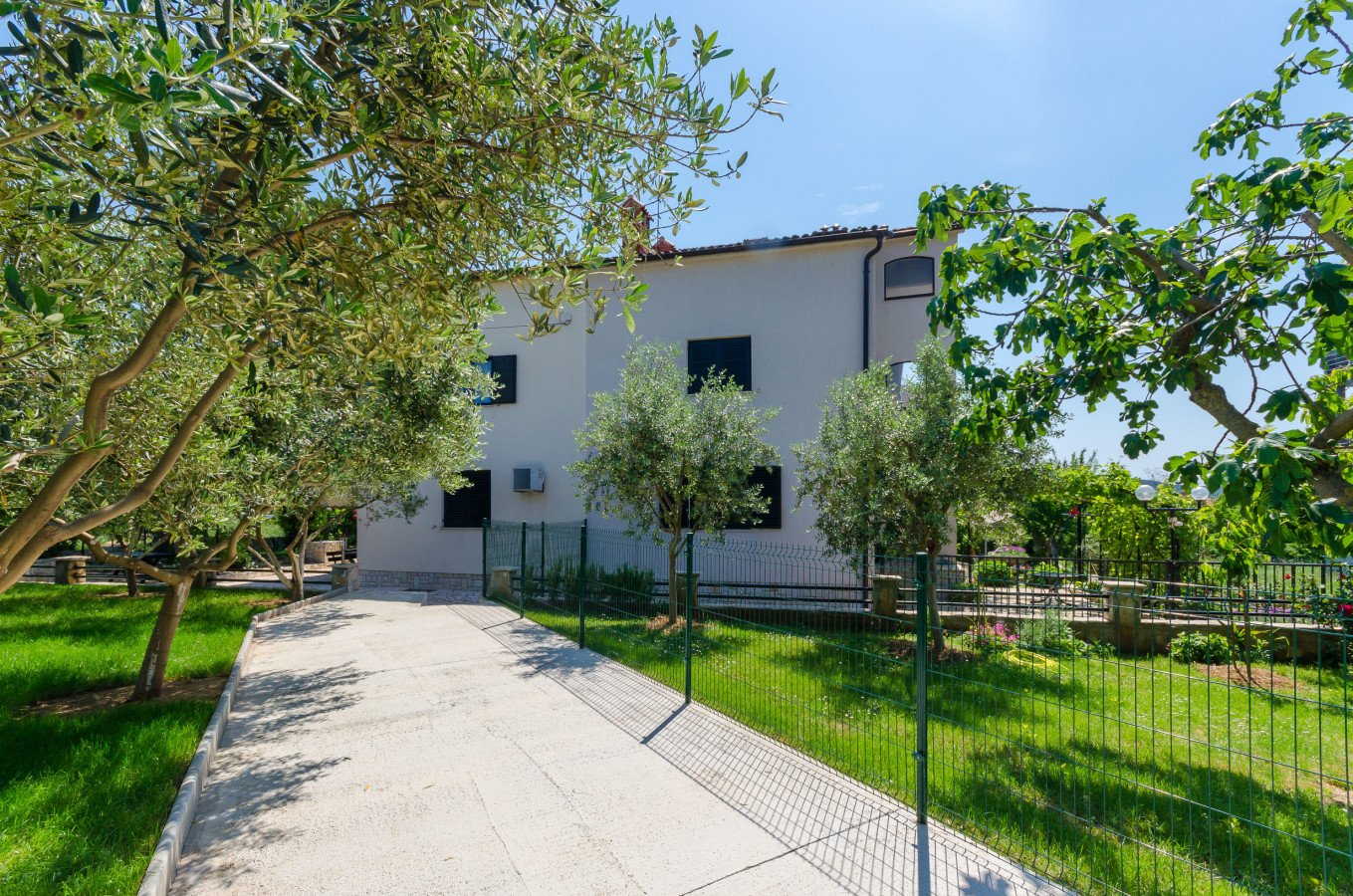 Wohnung 2 Schlafzimmer, mit Klimaanlage