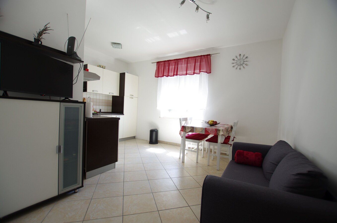 Apartment 2 bedrooms, with sea view