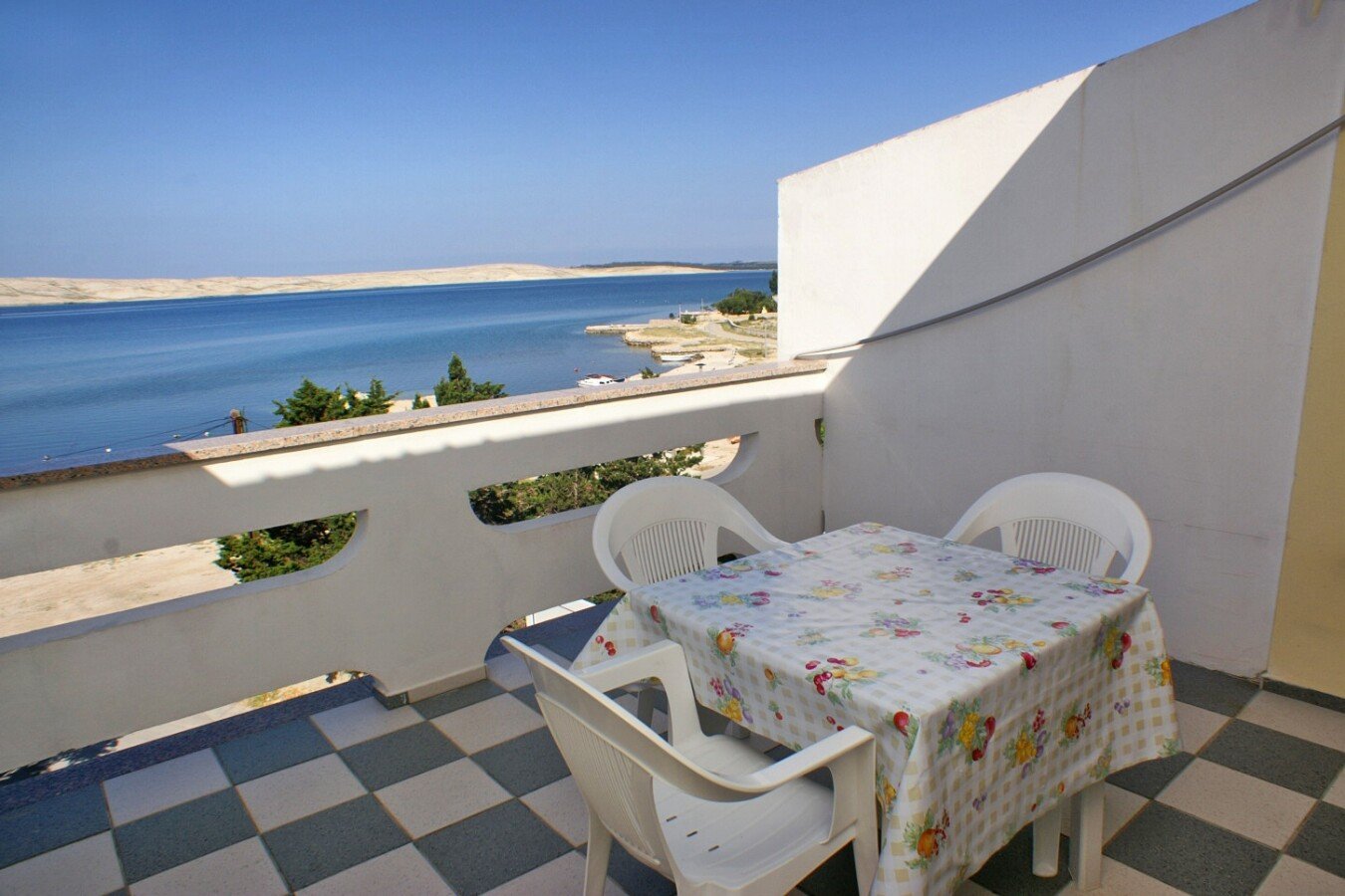 Appartamento 1 camera, con vista mare