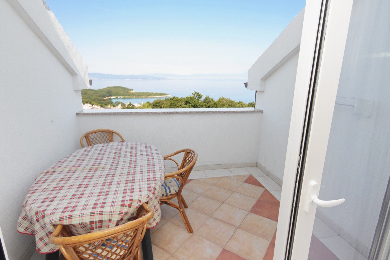 Appartamento 2 camere, con vista mare