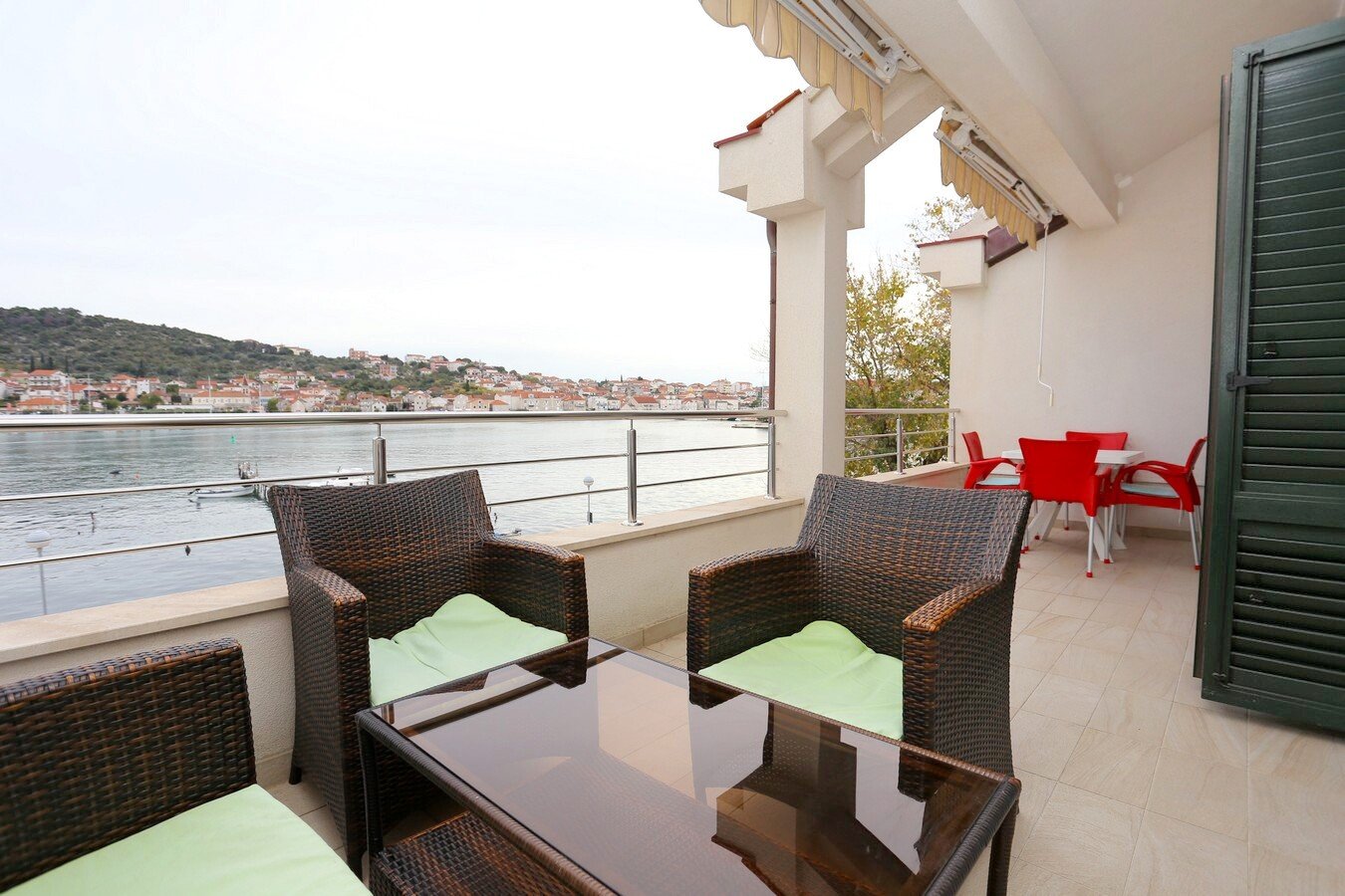 Appartement 2 chambres, avec vue sur mer