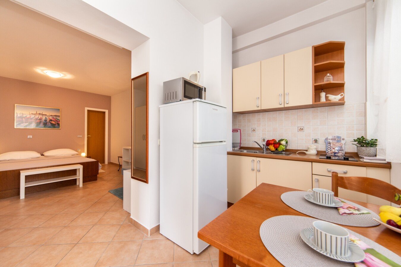 Wohnung 1 Schlafzimmer, mit Klimaanlage